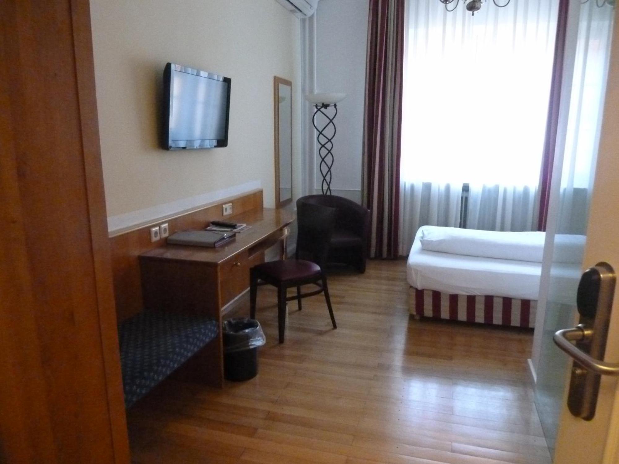 Hotel & Backmulde Heidelberg